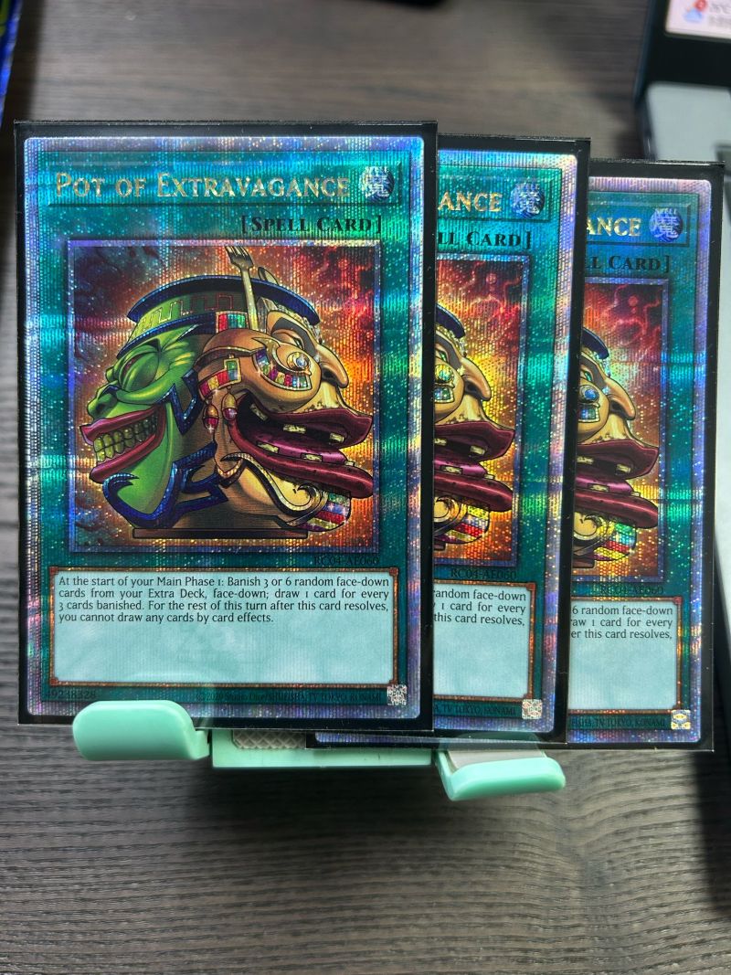 RC04-AE060 POT OF EXTRAVAGANCE 強欲而金滿之壺 / 強欲で金満な壺